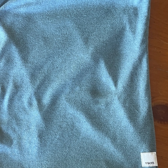 Vuori Energy Women’s Tank Crop Top Iron Heather Small - Picture 4 of 6